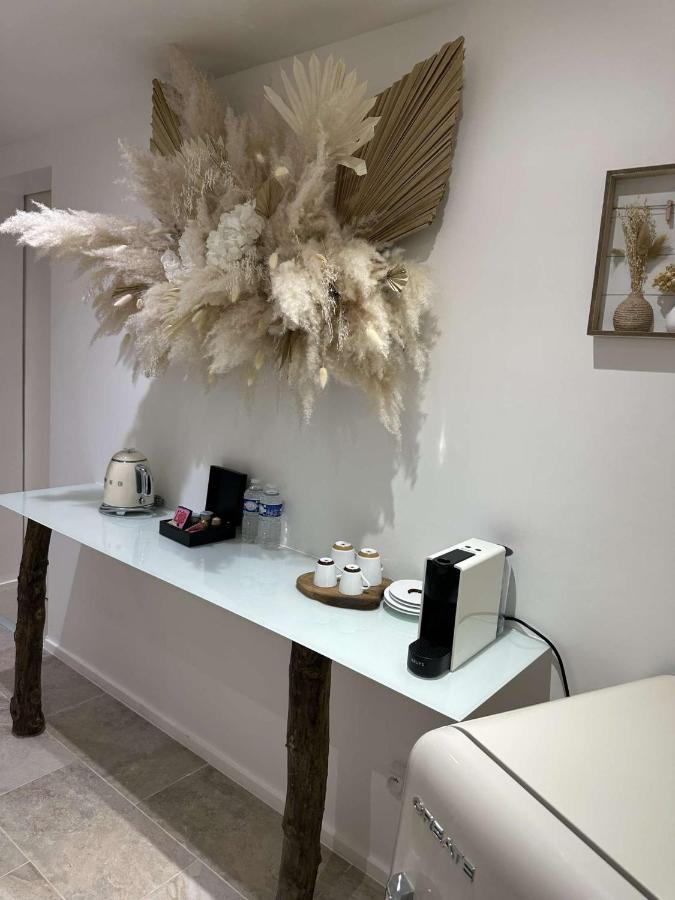 Appartement Jacuzzi Prive Avignon Exterior photo